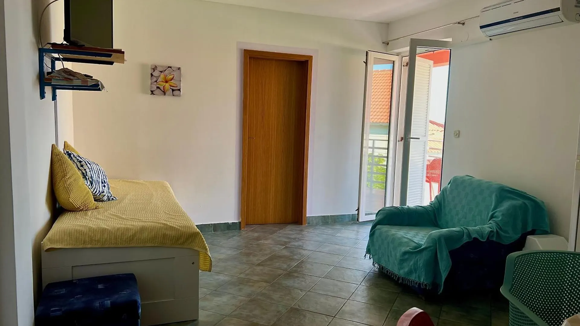 Apartments Aleksandra Rab Town