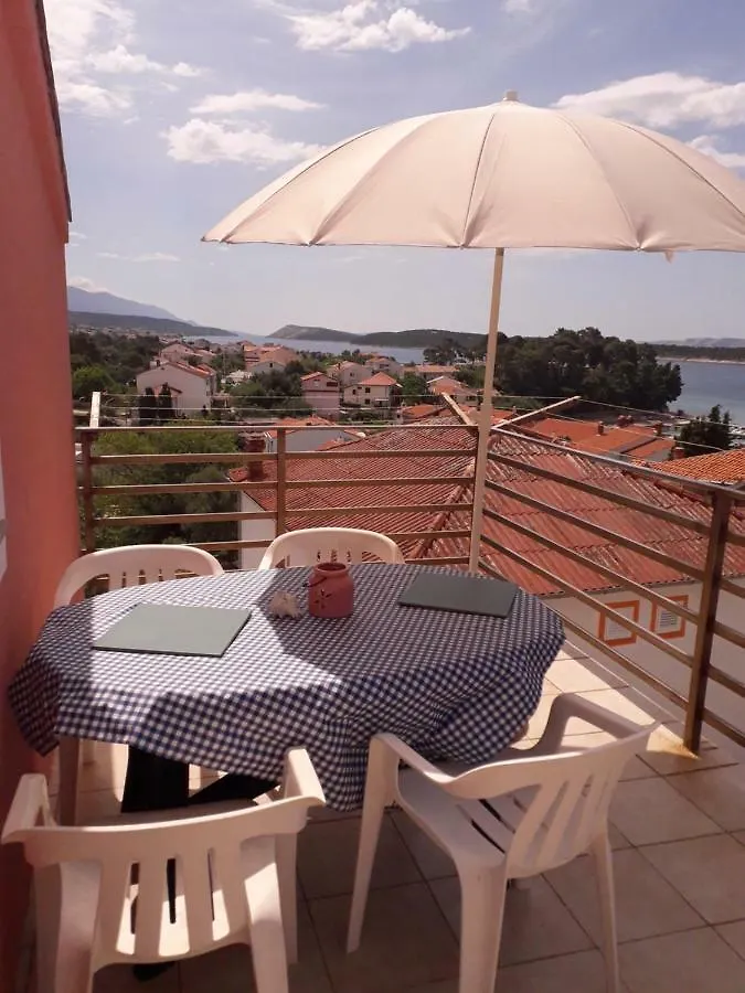 Apartments Aleksandra Rab Town